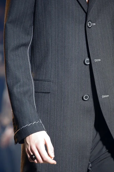 Look 2